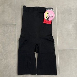 Spanx Slim Cognito Mid-thigh shaping body suit